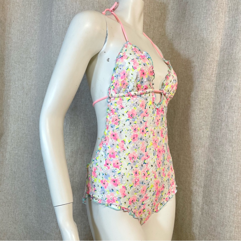 NWOT Victoria's Secret One-Piece Swimsuit Sz Small